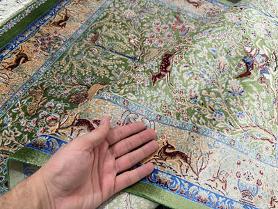 Animal Patterned Silk Rug, Green Rug, 100% Bamboo Silk Carpet, Size: Ft: 2.6 x 3.9 Feet ( 80X120 Cm ) - Oriental Silk Rugs