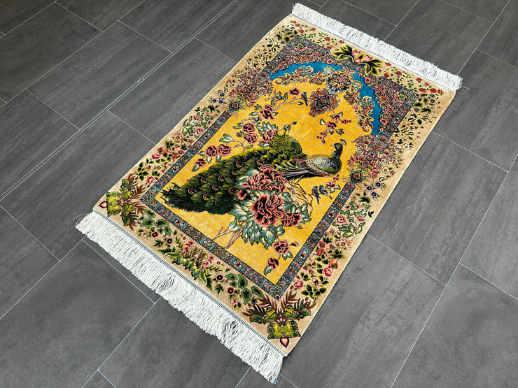 Ft: 3.3 x 4.9 Yellow Silk Rug Animal Patterned Rug